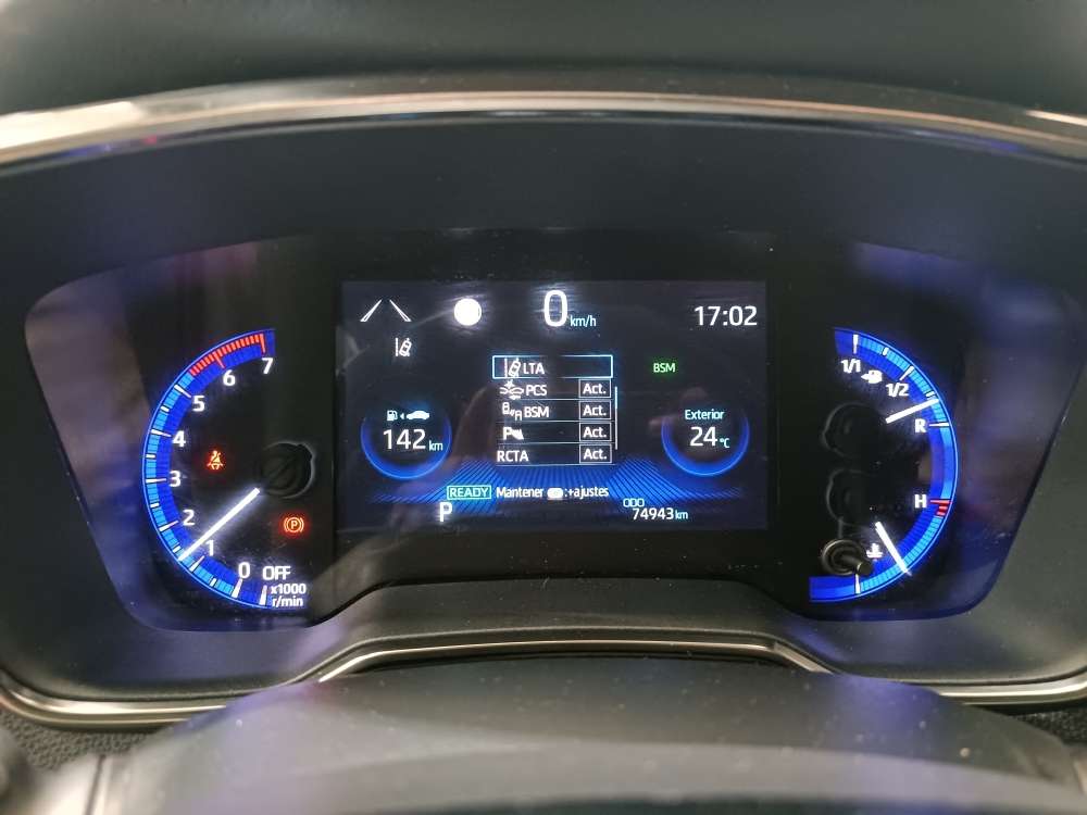 TOYOTA 