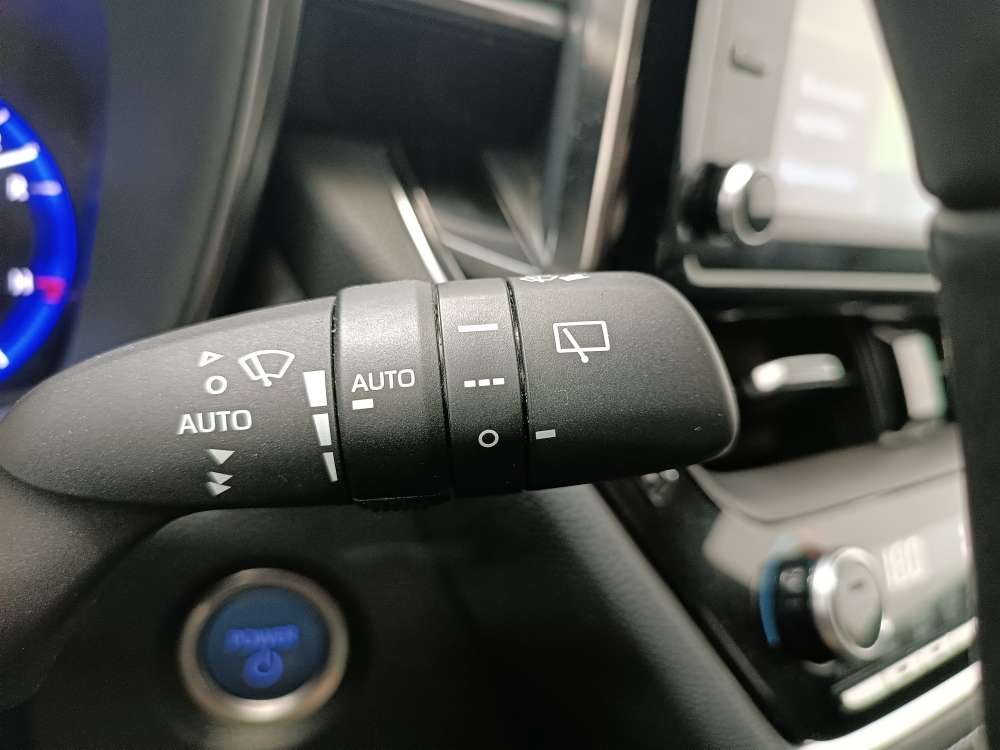 TOYOTA 