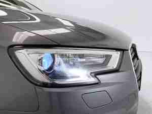 AUDI 
