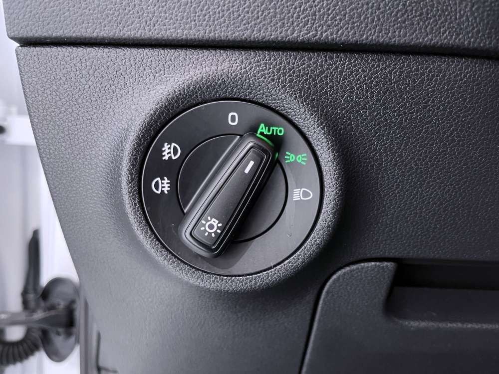 SKODA 