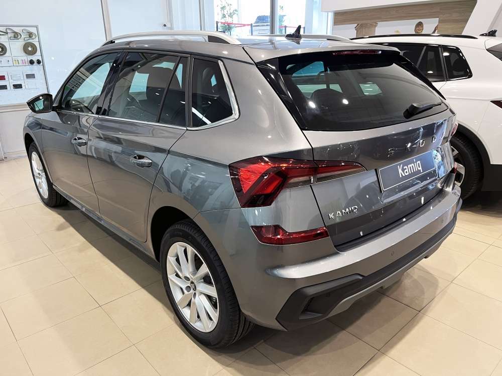 SKODA 