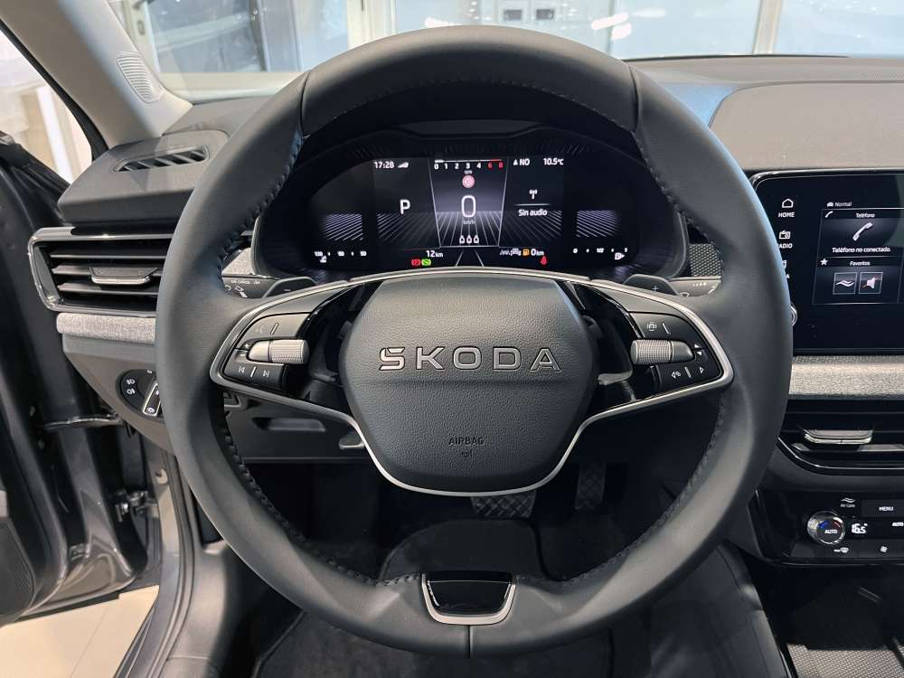 SKODA 