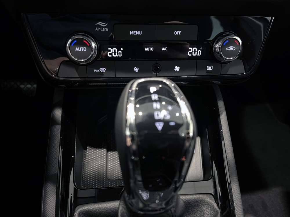SKODA 