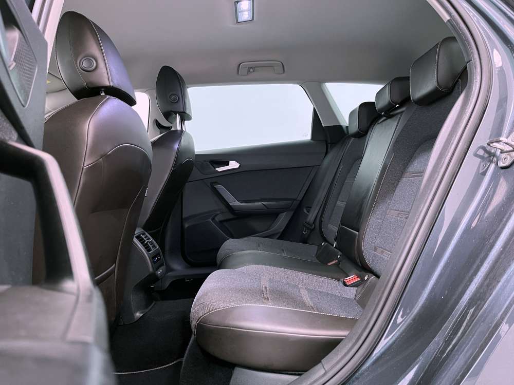 SEAT 