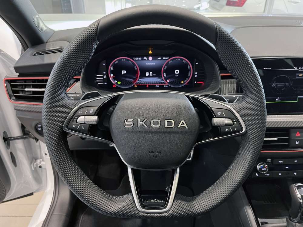 SKODA 