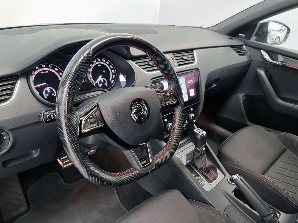 SKODA 