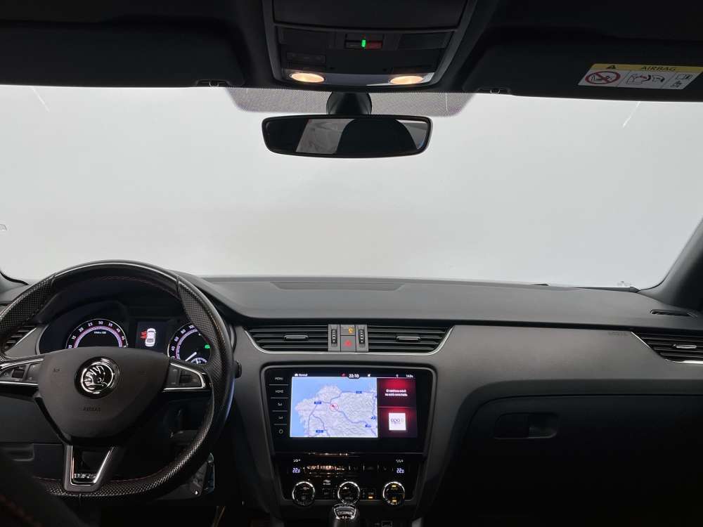 SKODA 
