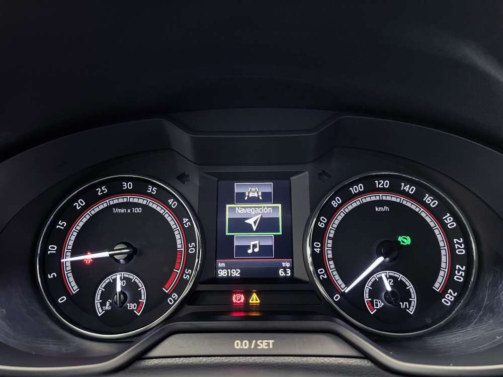 SKODA 