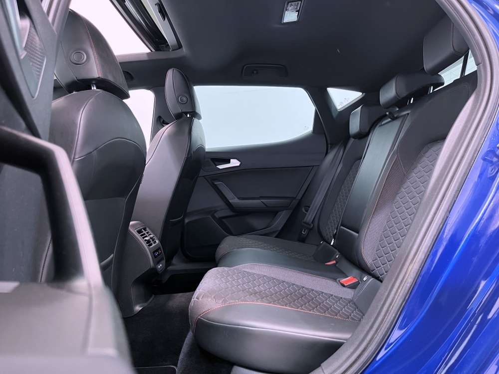 SEAT 