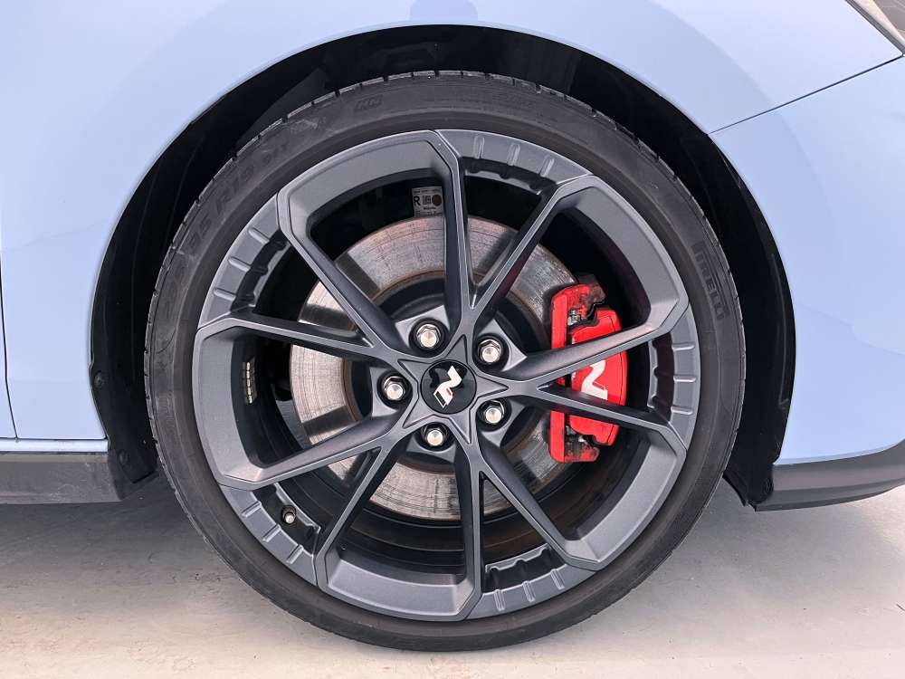 HYUNDAI 