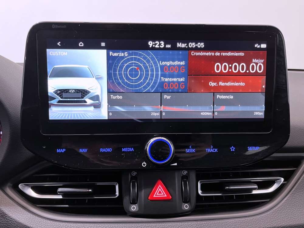 HYUNDAI 