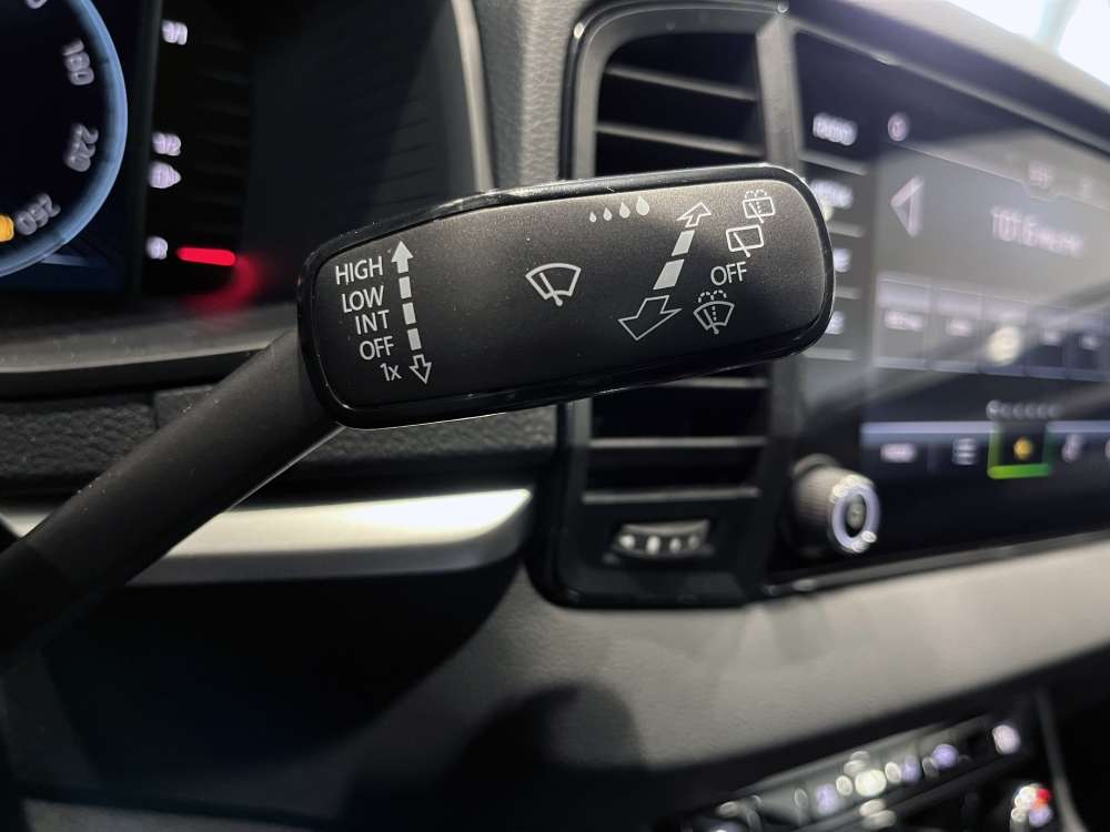 SKODA 