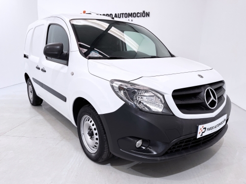 MERCEDES 109 CDI Larga