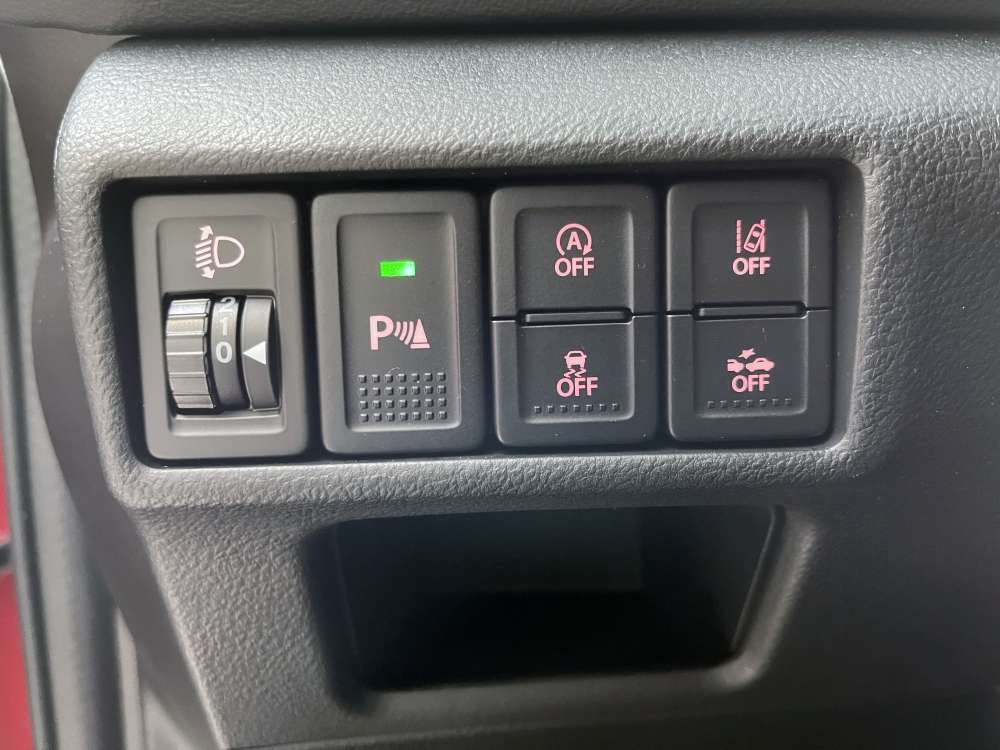 SUZUKI 