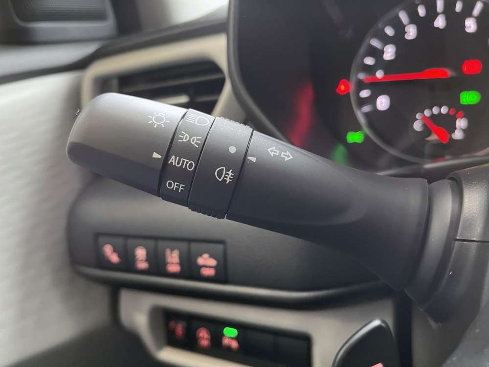 SUZUKI 