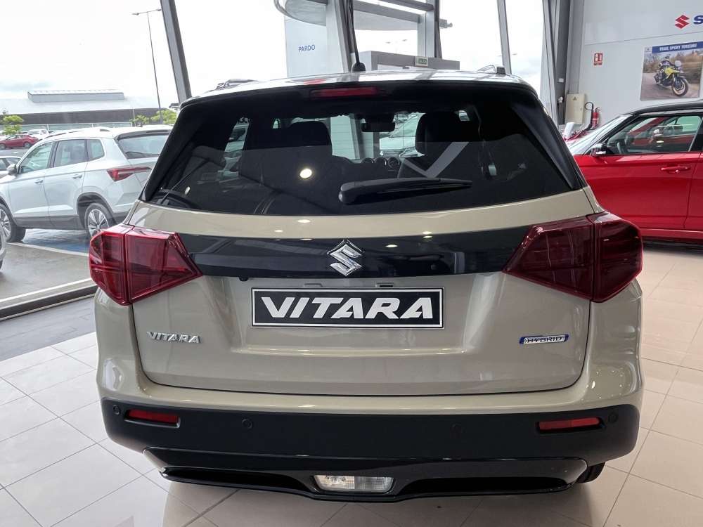 SUZUKI 