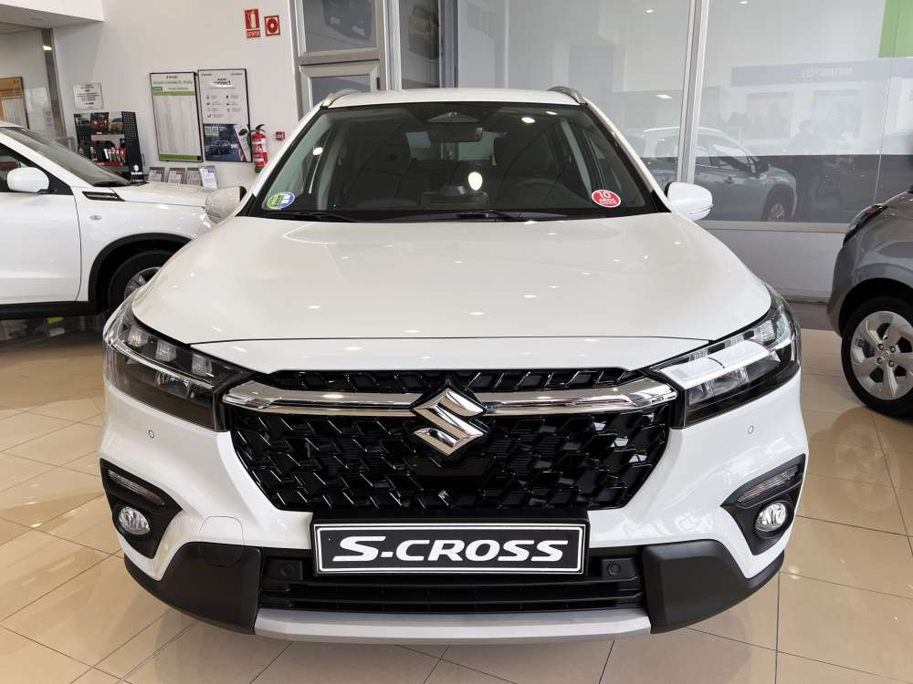 SUZUKI 