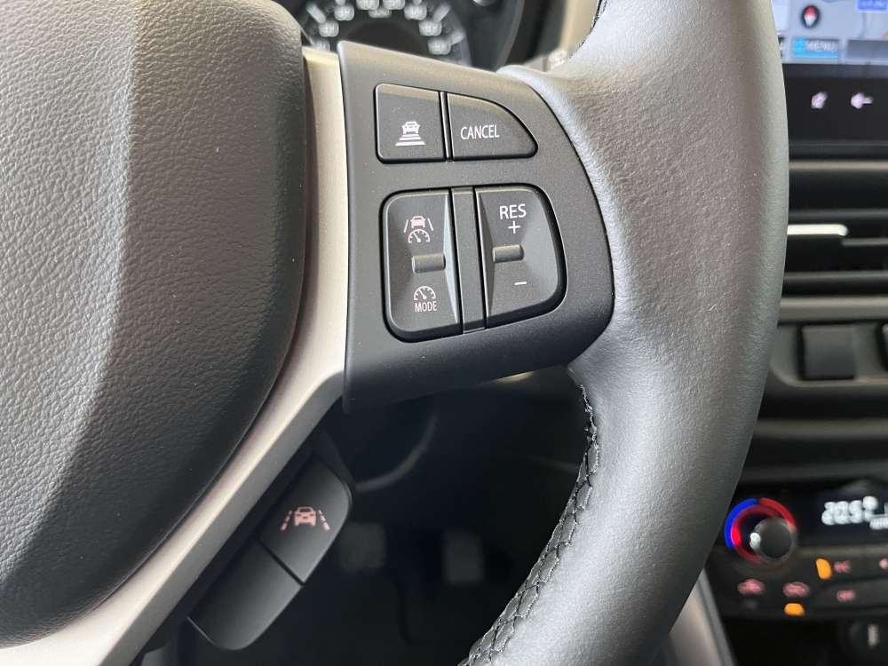 SUZUKI 