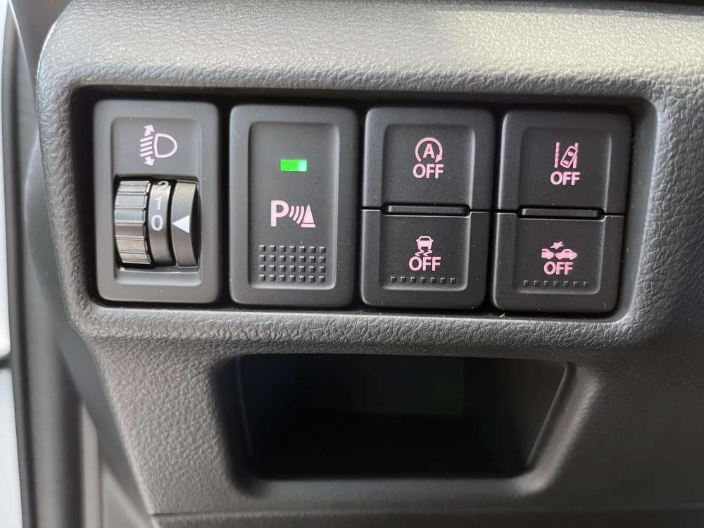 SUZUKI 