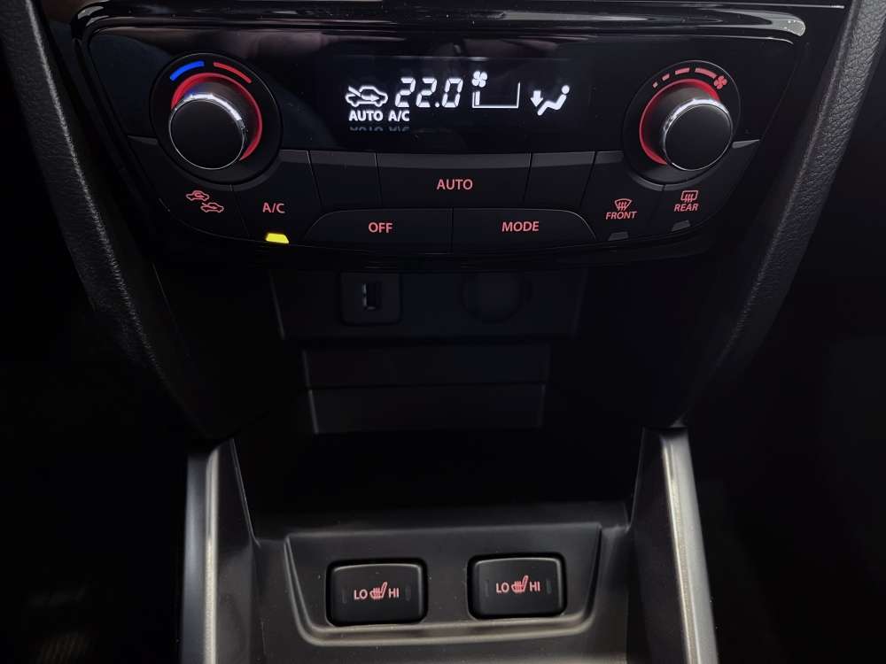 SUZUKI 