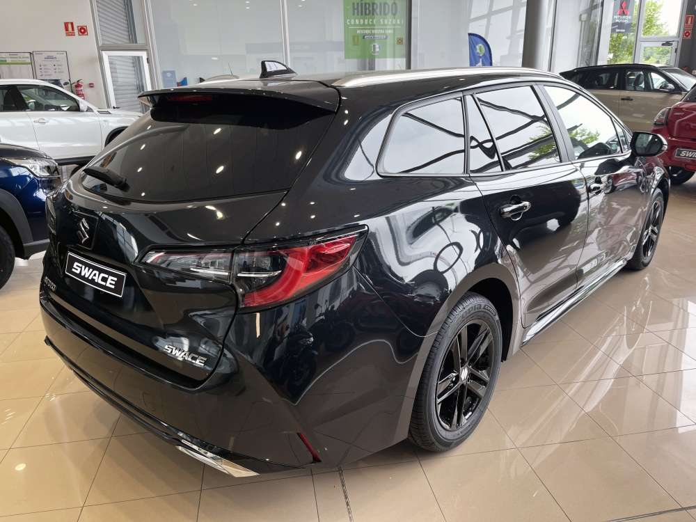 SUZUKI 