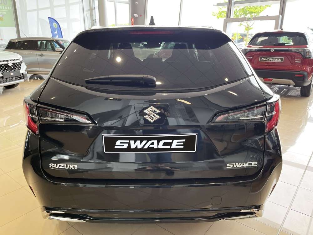 SUZUKI 