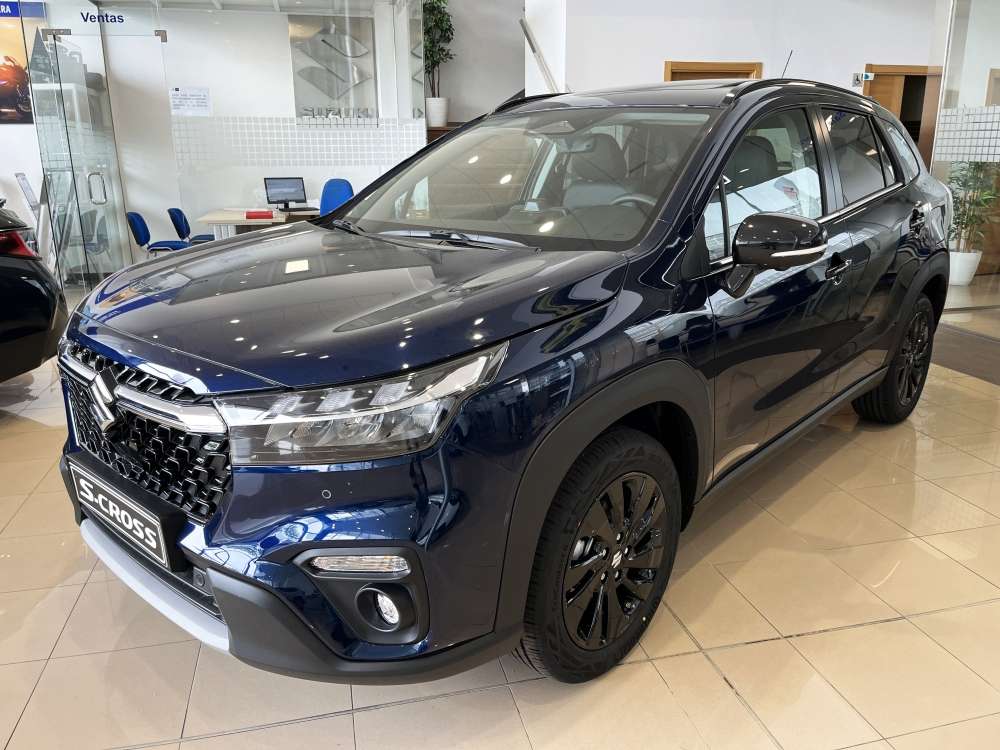 SUZUKI 