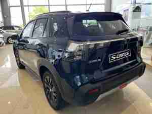 SUZUKI 