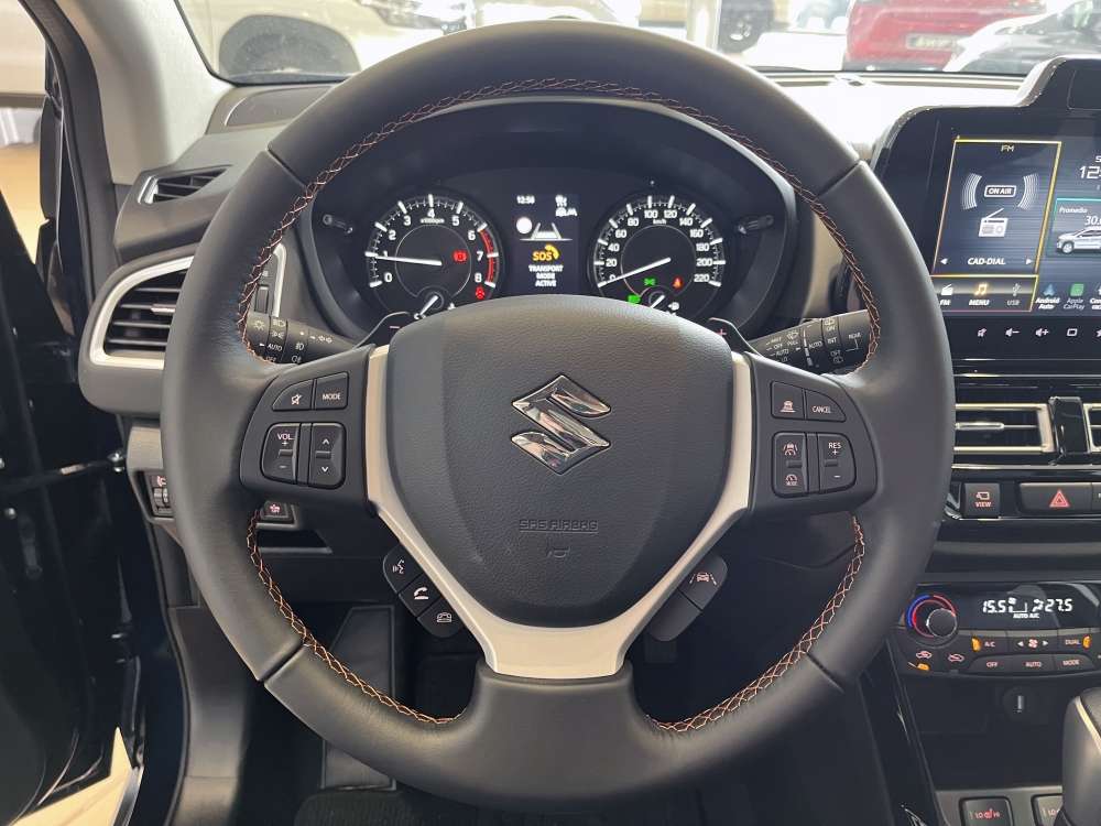 SUZUKI 