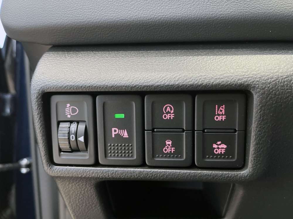 SUZUKI 