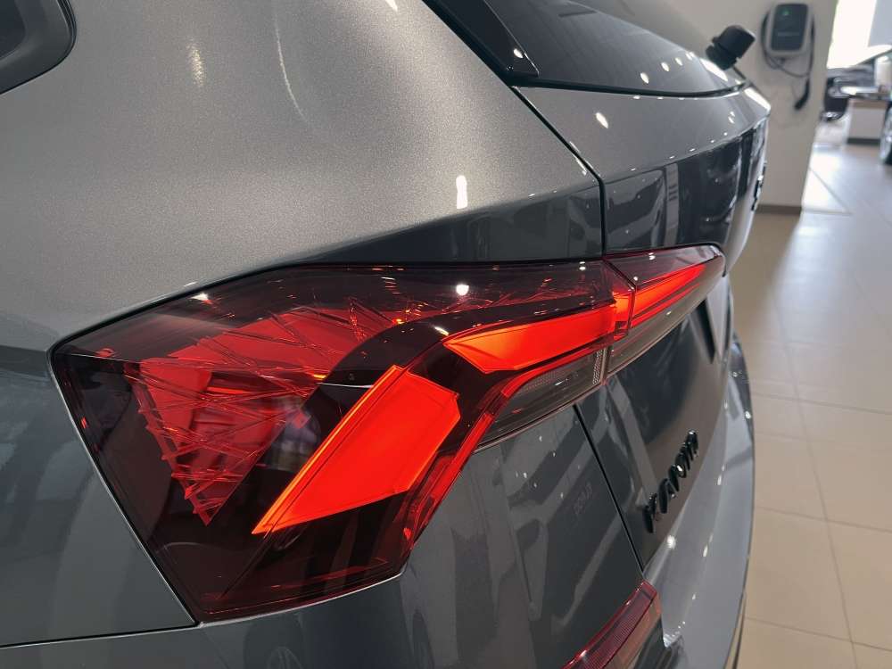 SKODA 
