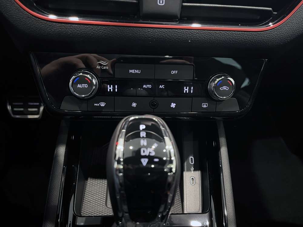 SKODA 