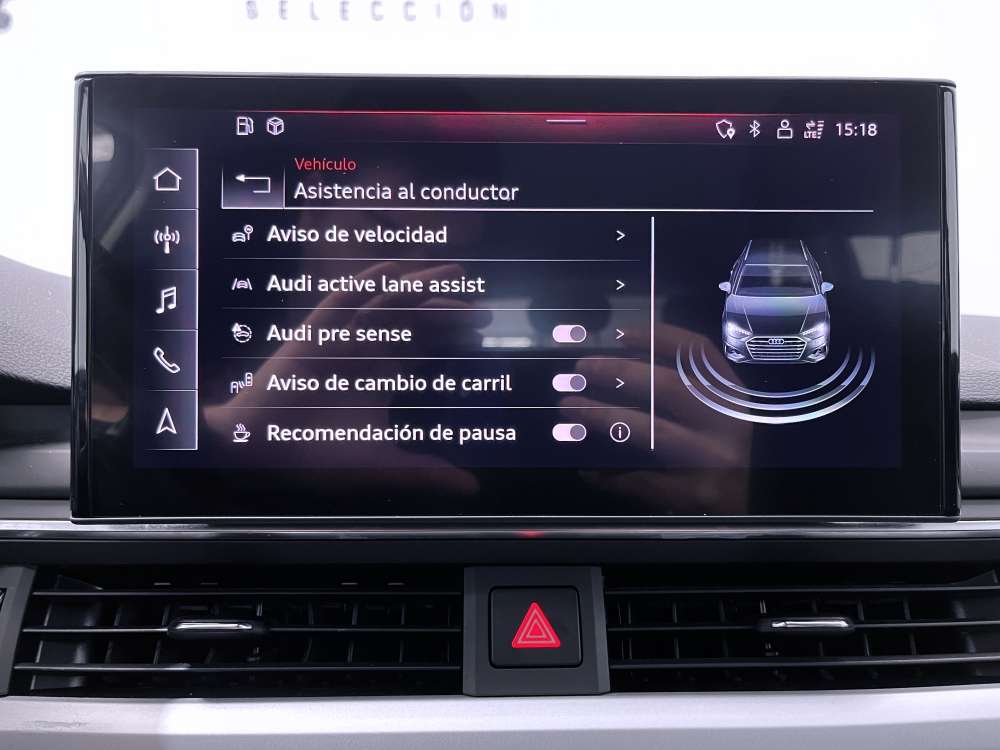 AUDI 