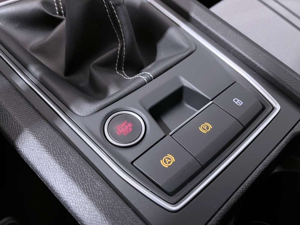 SEAT 