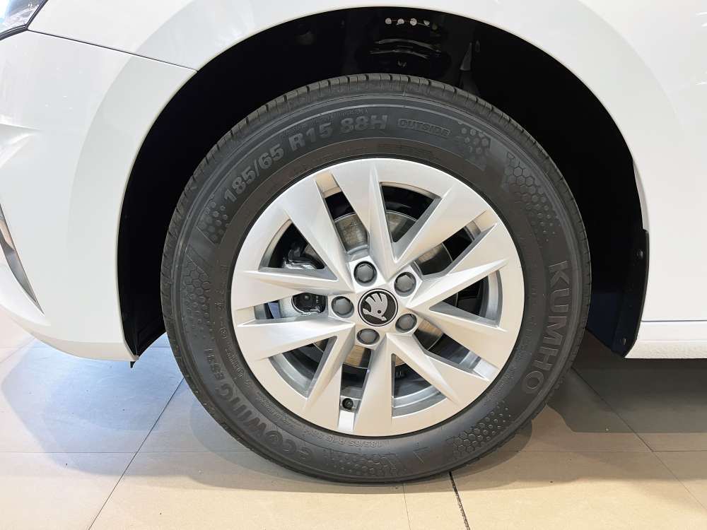 SKODA 