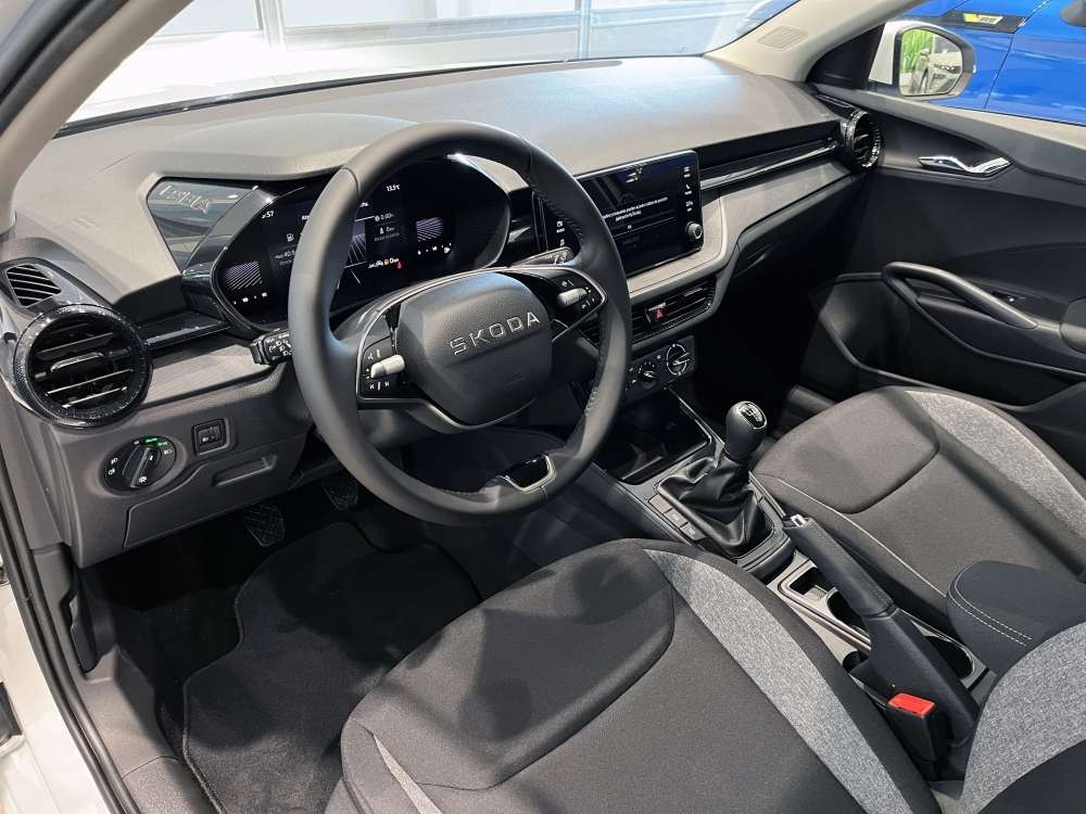 SKODA 