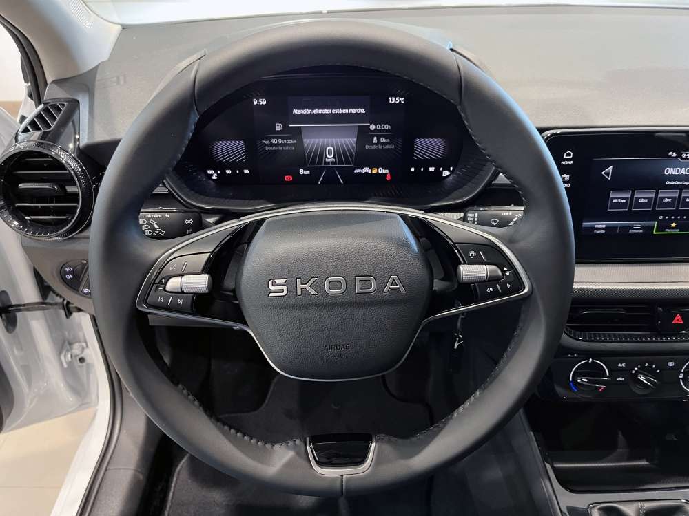 SKODA 
