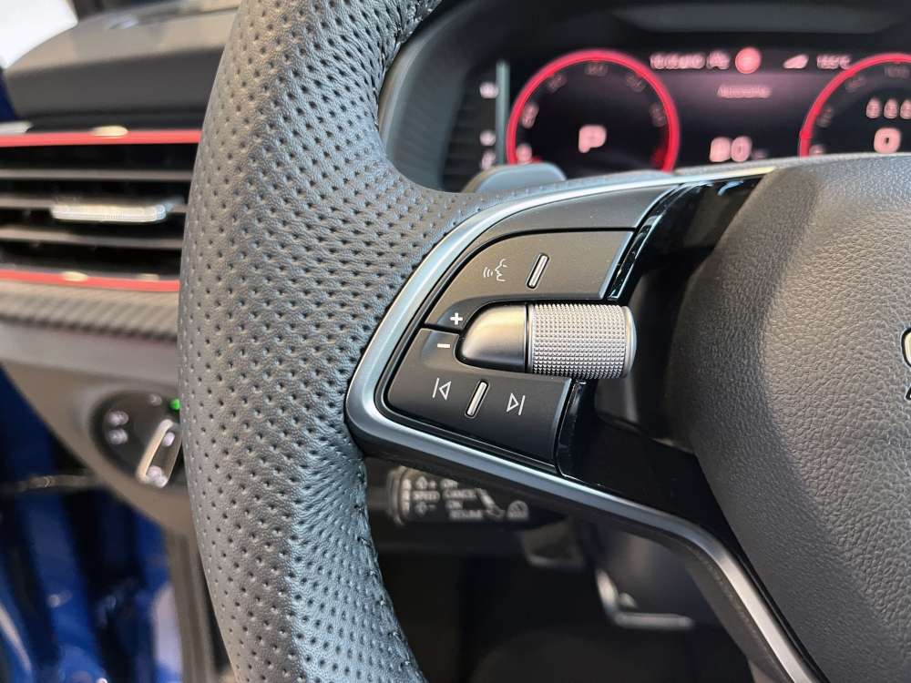 SKODA 