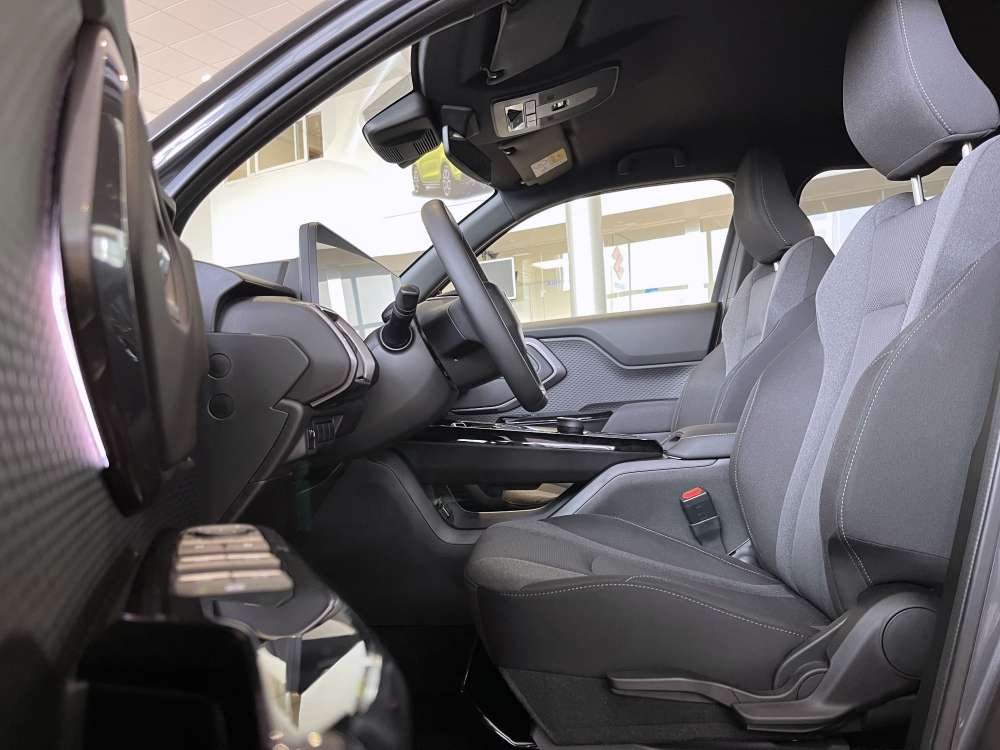 SUZUKI 