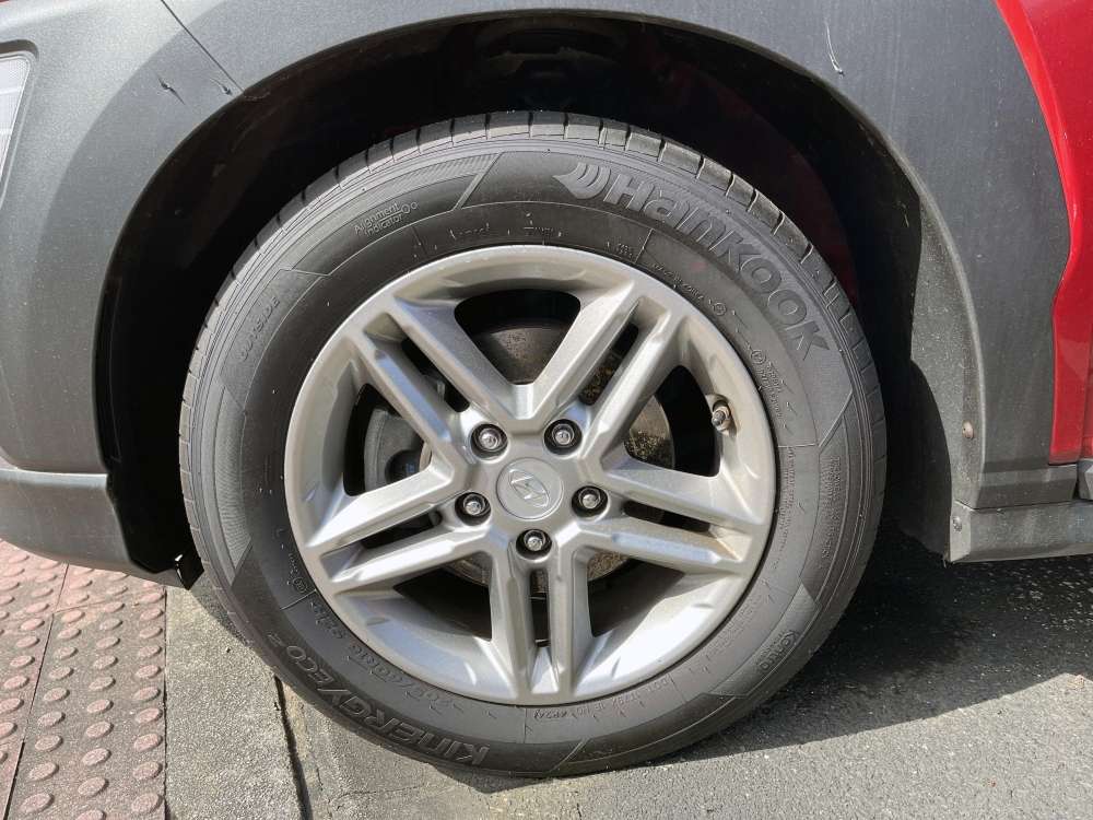 HYUNDAI 