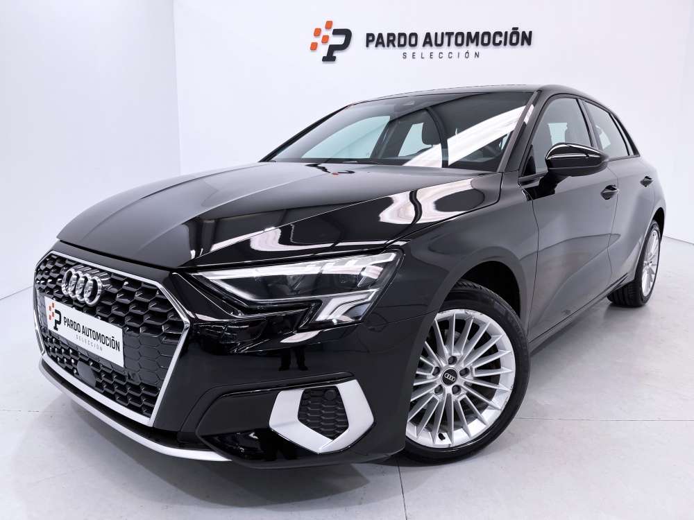 AUDI 