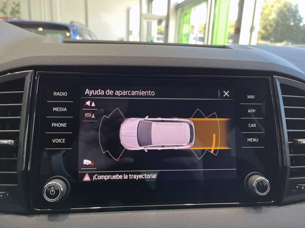 SKODA 