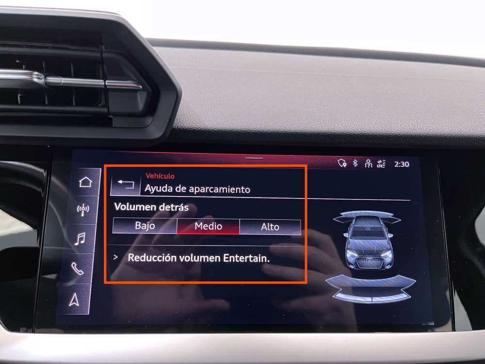 AUDI 