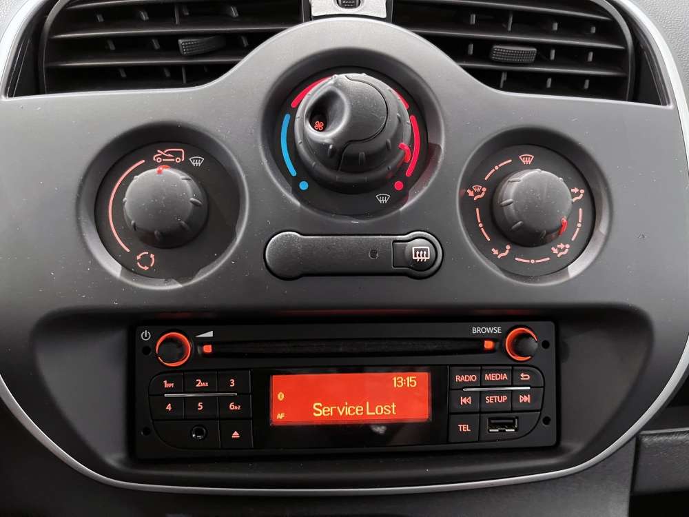 RENAULT 