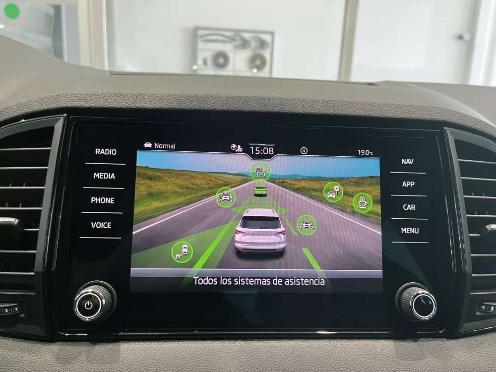 SKODA 