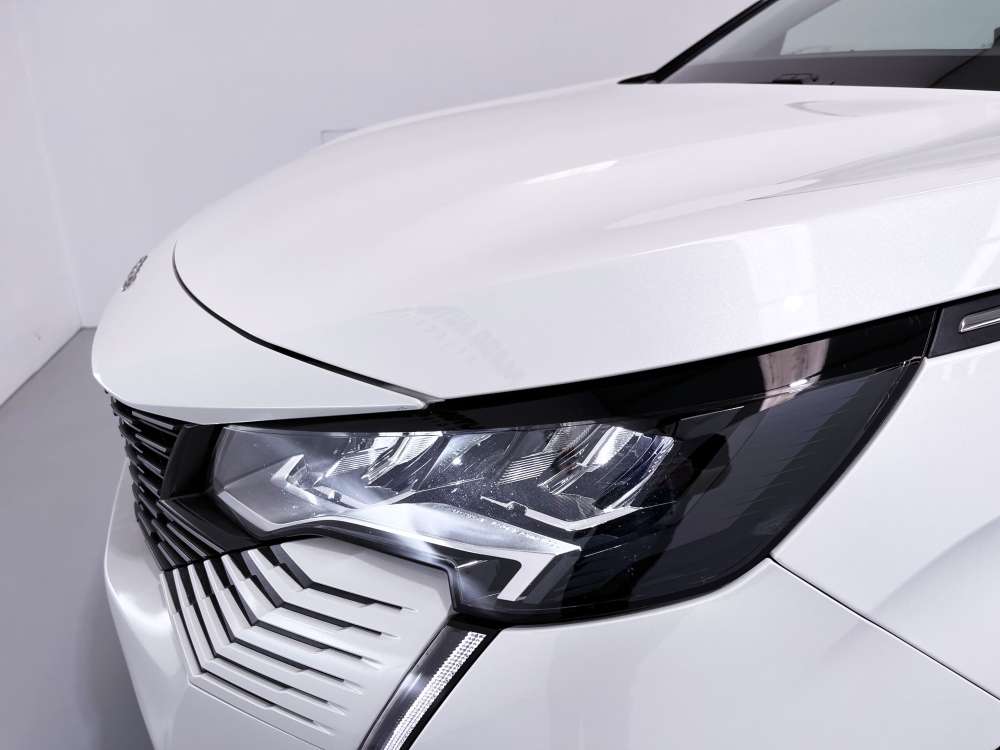 PEUGEOT 