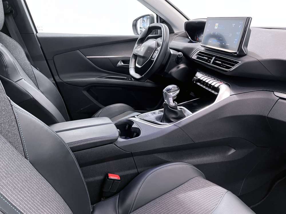 PEUGEOT 