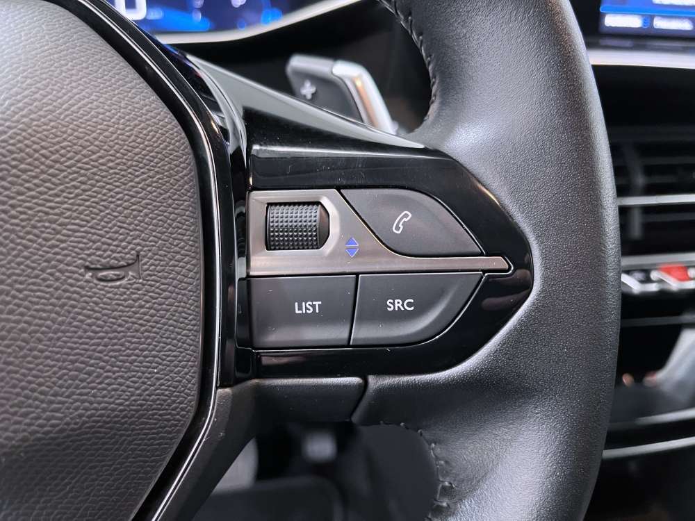 PEUGEOT 