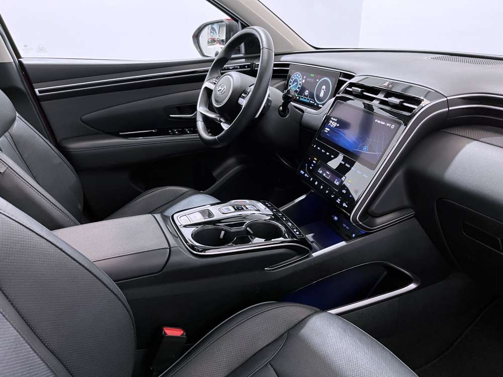 HYUNDAI 