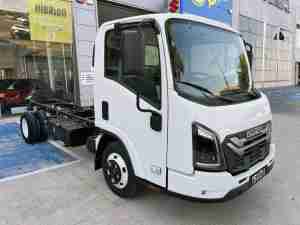 ISUZU 